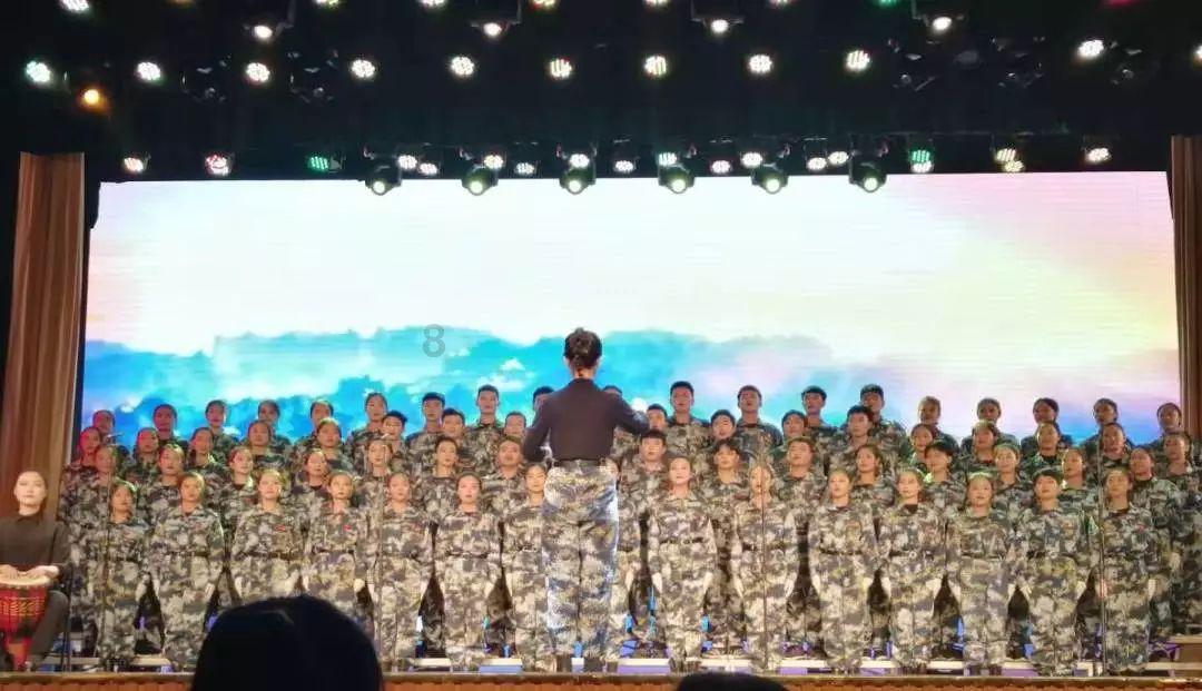 我喜欢的艺术作品作文400字游戏画面